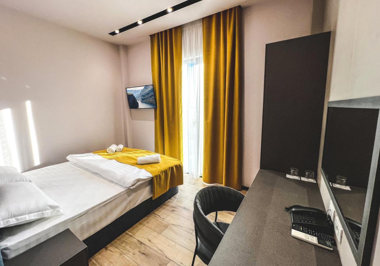 Nord Hotel Boutique Shkoder Ngoại thất bức ảnh